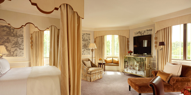 The Bedroom at the Dorchester Suite
